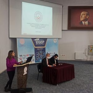 Mahalle Muhtarlarına “Kadına Yönelik Şiddetle Mücadele, Erken Yaşta ve Zorla Evliliklerle Mücadele” Konularında Bilgilendirme Yapıldı - fotoğraf 2