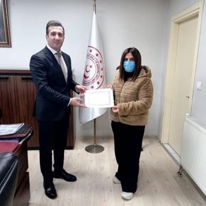 Engelli ve Yaşlı Hizmetleri Alanında Görev Yapmakta Bulunan Personellerimize İlk Yardım Sertifikaları Takdim Edildi. - fotoğraf 1