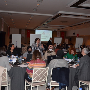 4. Ulusal Eylem Planı çerçevesinde  “Şiddete Sıfır Tolerans İlkesi” ile 2022-2025 yıllarını kapsayan “Kadına Yönelik Şiddetle Mücadele İstanbul İl Eylem Planı” Çalıştayı gerçekleştirildi. - fotoğraf 20