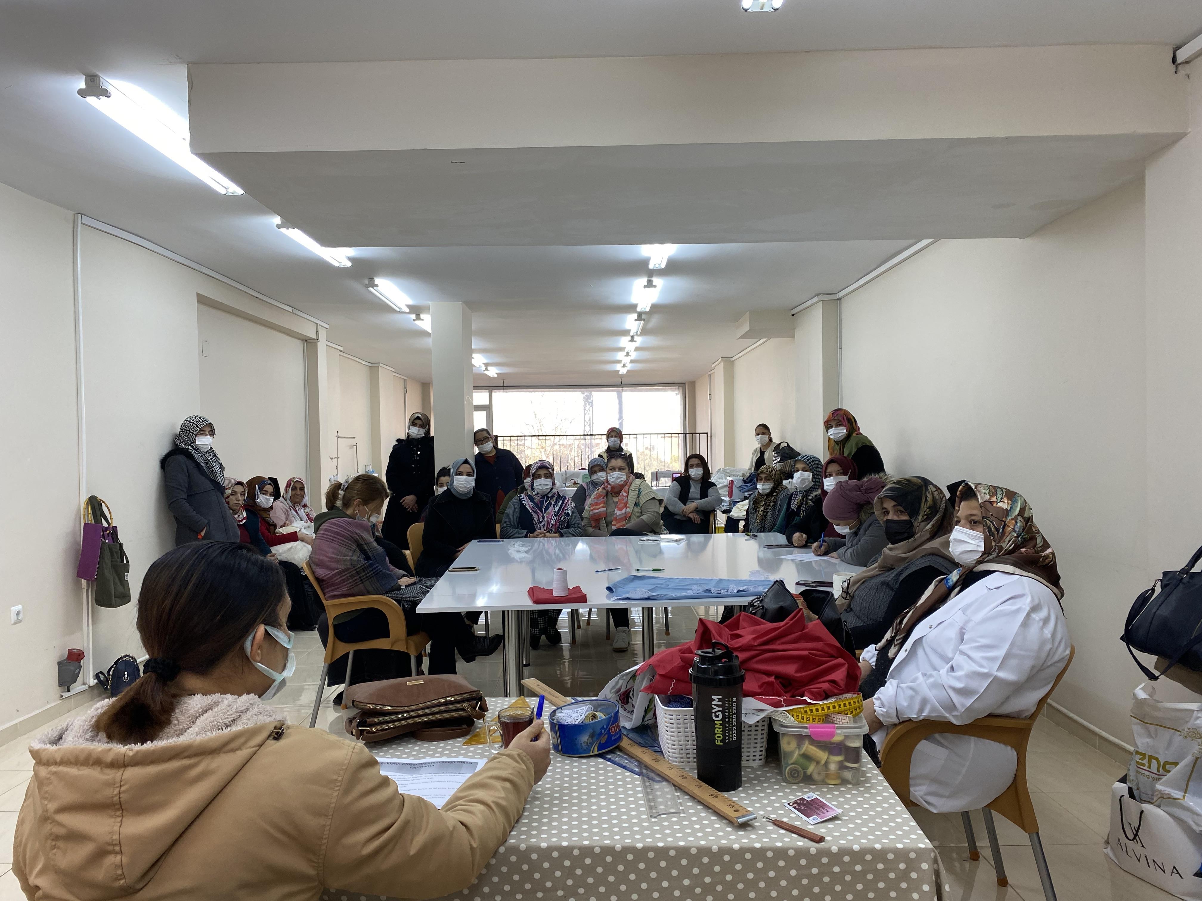 Payas ADEM kursiyerlerine yönelik “Mahremiyet Eğitimi” konulu seminer verildi.