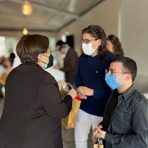 İstanbul Görme Engelliler Rehabilitasyon Merkezi Müdürlüğü bünyesinde eğitim sürecini başarıyla tamamlayan kursiyerler düzenlenen mezuniyet töreninde  sertifikalarını aldılar. - fotoğraf 6
