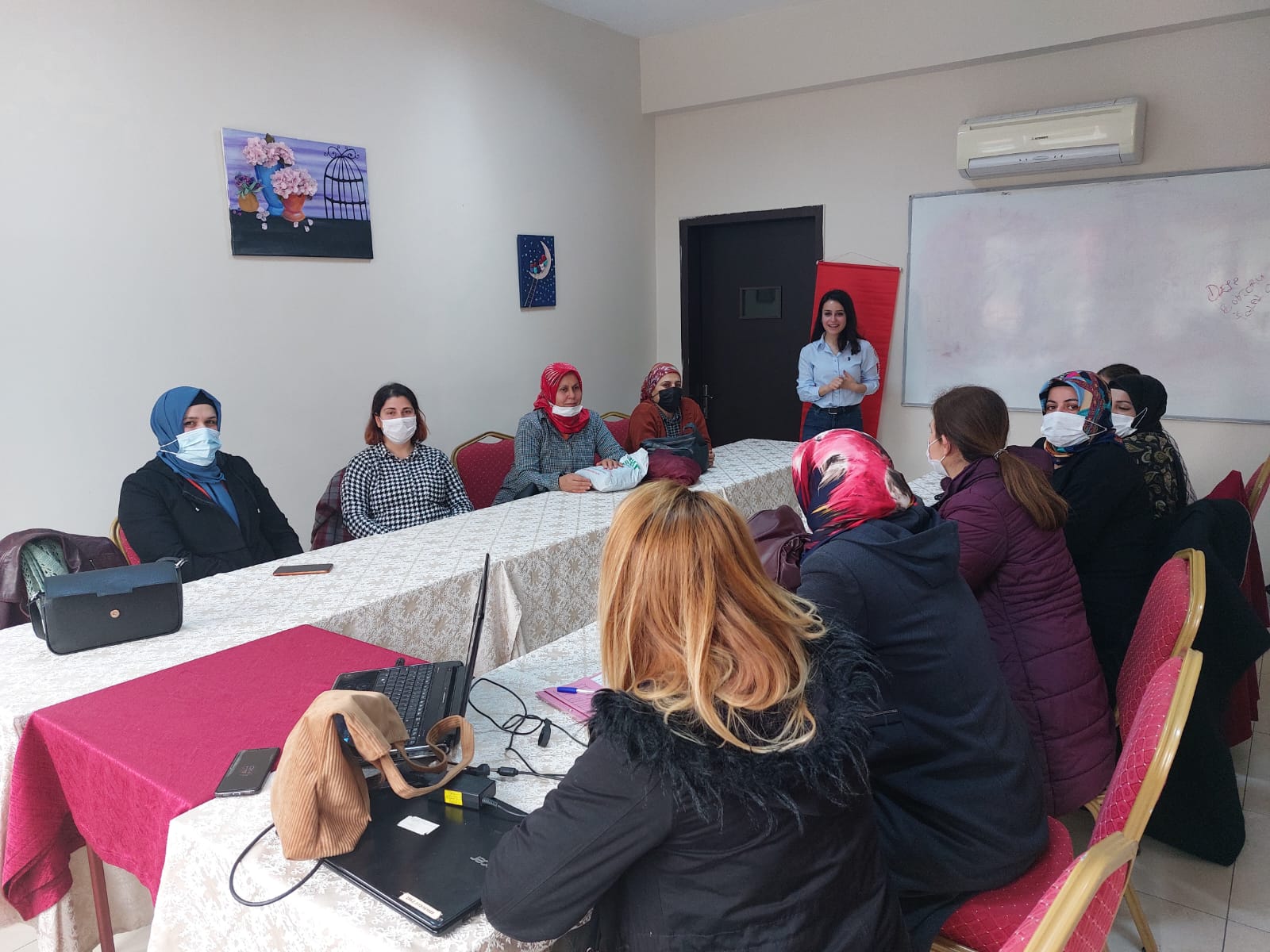 Çocuk Destek Merkezi Müdürlüğü Bakım Personeline “Çocuklarda Mahremiyet Bilinci” konulu seminer verildi.