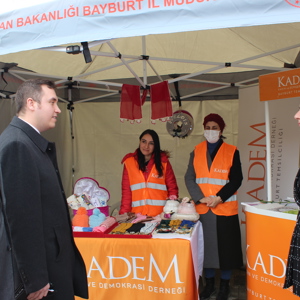 8 Mart Dünya Kadınlar Günü Programı Kapsamında Pazar Yeri Kuruldu - fotoğraf 6