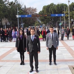 8 Mart Dünya Kadınlar Günü Coşkuyla Kutlandı - fotoğraf 1