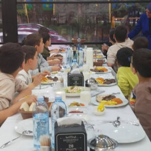 Çocuk Evlerinde Kalan Çocuklarımızın Katılımıyla Akşam Yemeği Etkinliği Düzenlendi. - fotoğraf 1