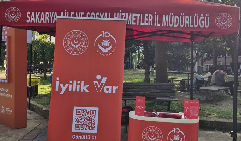 “İyilik Var” Dijital Gönüllülük Uygulamamızın Tanıtımını Gerçekleştirdik.
