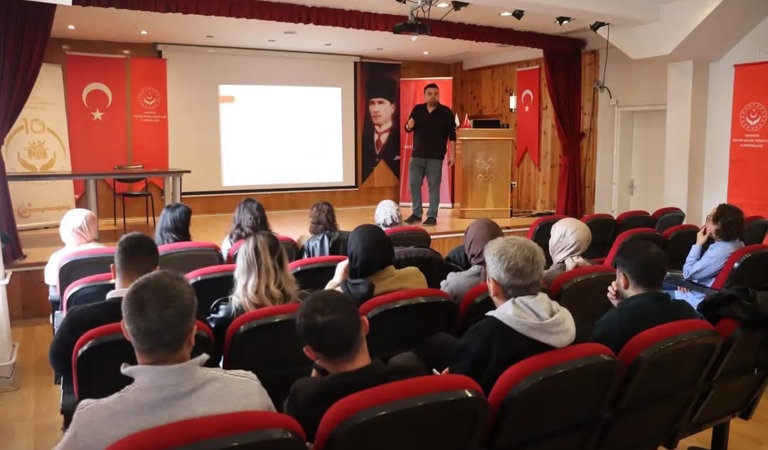 Göreve Yeni Başlayan Bakım Personellerine Yönelik Eğitim Programı 2. Günüyle Devam Etti.
