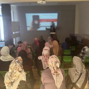 Çocuklarımızın Güvenli Geleceği İçin Velilere Yönelik Farkındalık Eğitimleri - fotoğraf 2