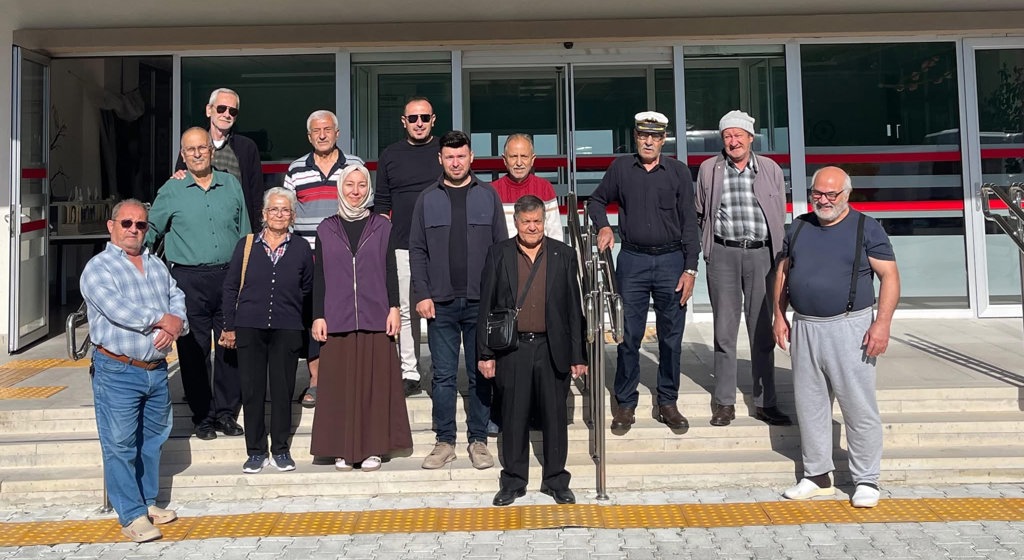 Nazilli Huzurevi Sakinlerinden Hilmi Hafize Evin Huzurevi’ne Anlamlı Ziyaret