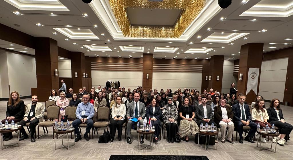 Aile Eğitim Programı ve Aile Danışmanlığı Hizmeti Sunan Meslek Personeline İleri Düzey Kapasite Geliştirme Eğitimleri Gerçekleştirildi