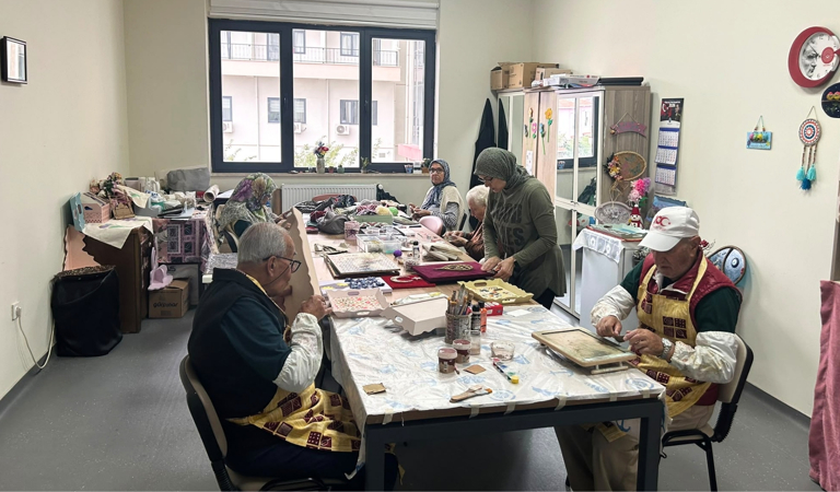 Kocaeli Huzurevi Müdürlüğümüzde Aktif Yaşlanmayı Destekleyen Etkinlikler Gerçekleştiriliyor
