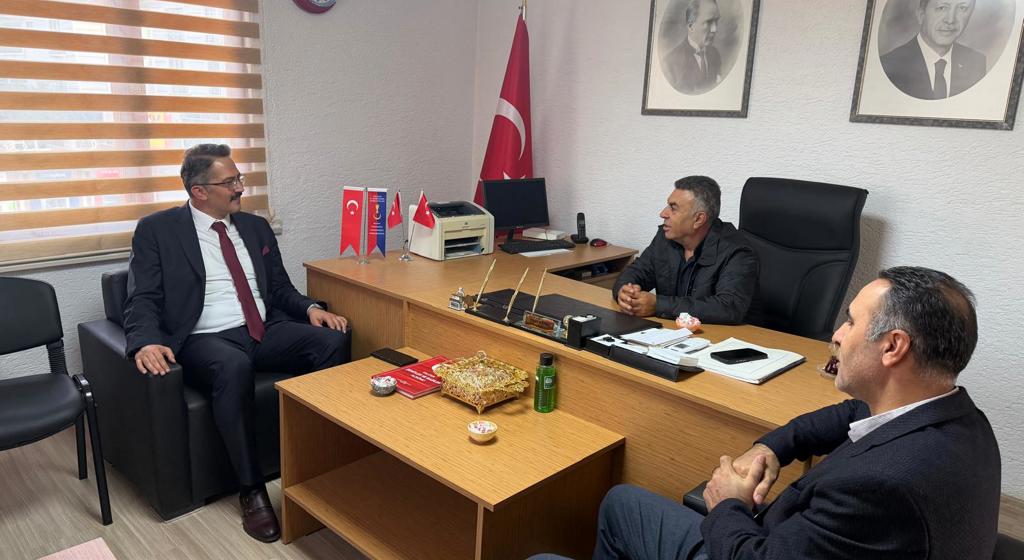 İl Müdürümüz Seçkin BİLİCİ’den Yalova Şehit Aileleri Yardımlaşma Sosyal Kültürel ve Dayanışma Derneği Yalova Şubesine Ziyaret