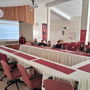 Kırklareli Sosyal Hizmet Merkezi Müdürlüğümüz Tarafından Evlilik Öncesi Eğitim Programı Gerçekleştirildi - fotoğraf 1