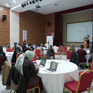 Aile Danışmanlığı Hizmetlerinde Mesleki Kapasite Güçlendirme Projesi Kapsamında İhtiyaç Analizi Çalıştayı Gerçekleştirildi - fotoğraf 3