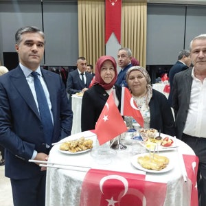 Cumhuriyetimizin 103. Yılında Cumhuriyet Bayramı Kabul Töreni Düzenlendi - fotoğraf 17