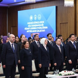 Bakanımız Göktaş "Hukuki Süreçlerde Aile Danışmanlığı Hizmetlerinin Etkinliğinin Artırılması Çalıştayı"nda konuştu - fotoğraf 1