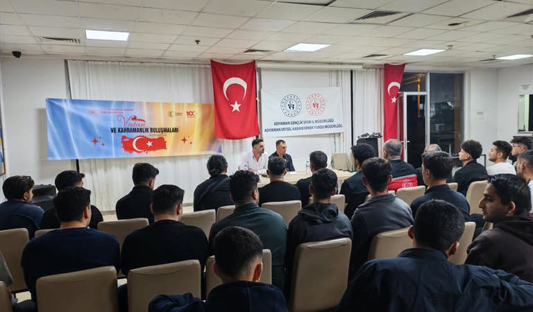 Vatan ve Kahramanlık Buluşmaları Kapsamında Öğrencilerimizi Gazilerimizle Bir Araya Getirdik