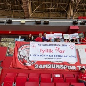 İyilik Var Platformu, Samsun'da Kız Çocuklarımızın Hayallerine Dokundu - fotoğraf 3