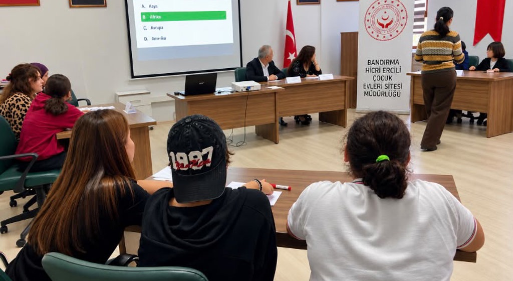 Bandırma Hicri Ercili Çocuk Evleri Sitesinde Çocuklarımızla Geleneksel Bilgi Yarışması Düzenlendi