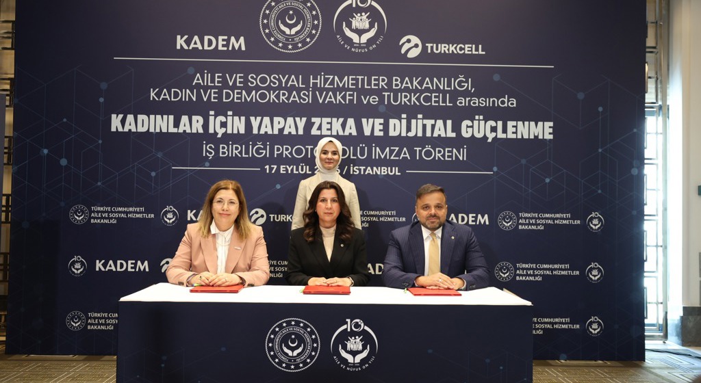 Kadınlar için yapay zeka ve dijital güçlenme eğitimleri 7 pilot ilde başlıyor