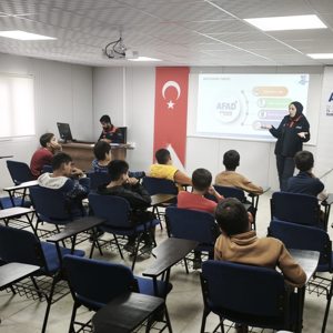 Batman Çocuk Evleri Sitesi Öğrencilerinden AFAD’a Ziyaret - fotoğraf 2