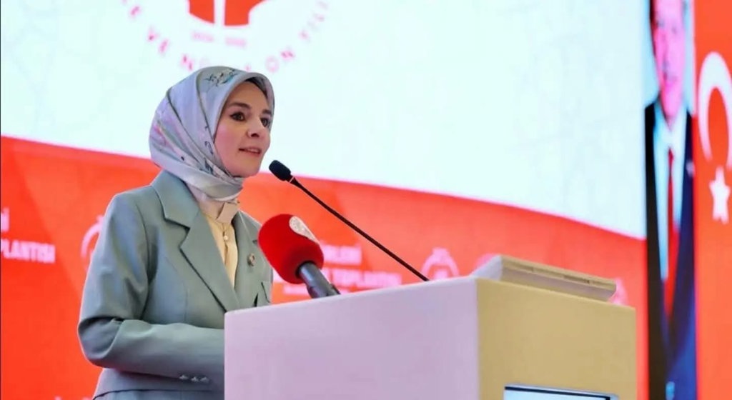 Mahinur Özdemir Göktaş  81 İl Müdürümüzün katılımıyla, İl Müdürleri Değerlendirme Toplantımızın Açılış Programı’nı gerçekleştirdik.