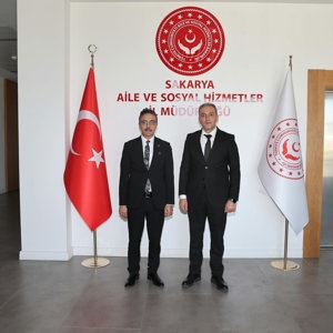 Erenler Belediye Başkanı Sayın Şenol DİNÇ ve Belediye Başkan Yardımcısı Sayın Banu YEŞİL, İl Müdürümüz Sayın Cemal Keskin’e yeni görevi dolayısıyla hayırlı olsun ziyaretinde bulundu. - fotoğraf 1