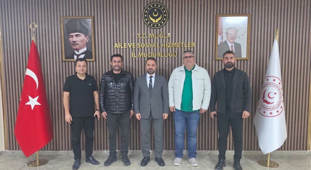 İlimizde hizmet veren özel bakım merkezlerinin yetkilileri, İl Müdürümüz Mahmut SELÇUK’u makamında ziyaret etti. 