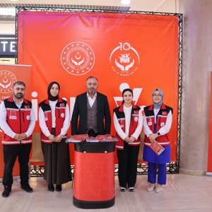 Çankırı'da İyilik Hareketi: Yunus AVM' de Gönüllülük İçin Farkındalık Standı Kuruldu  - fotoğraf 1