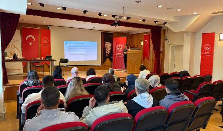 Göreve Yeni Başlayan Bakım Personellerine Yönelik Eğitim Programı Başarıyla Tamamlandı.