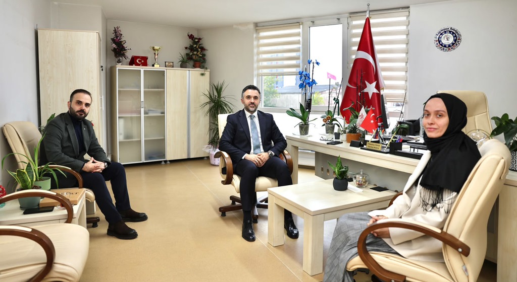 İl Müdürümüz Sn. Ömer Turan,  Sn. Ümmehan Peker’e Taziye Ziyaretinde Bulundu 