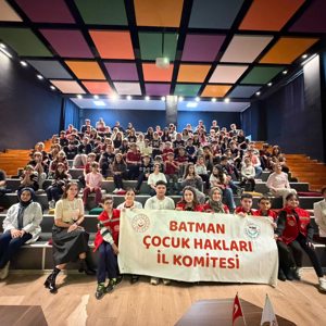 Çocuk Hakları İl Komitesi Öğrencimizden Akrandan Akrana Eğitim Sunumu - fotoğraf 4