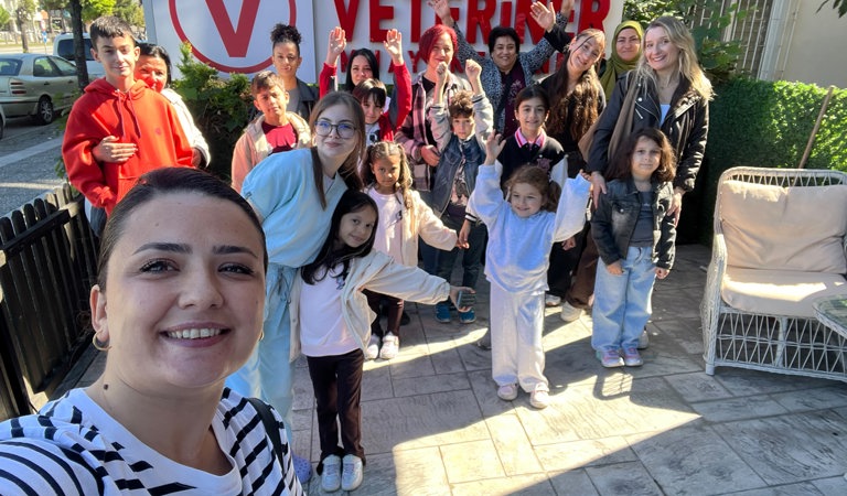 Çocuklar Hayvan Sevgisi İçin Bir Araya Geldi