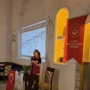 Manisa İHH Kadın Gönüllü Buluşmasında Koruyucu Aile Hizmet Modeli Tanıtıldı - fotoğraf 1