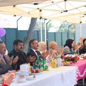 Kız Çocuklarımızla Güçlü Yarınlara - fotoğraf 2