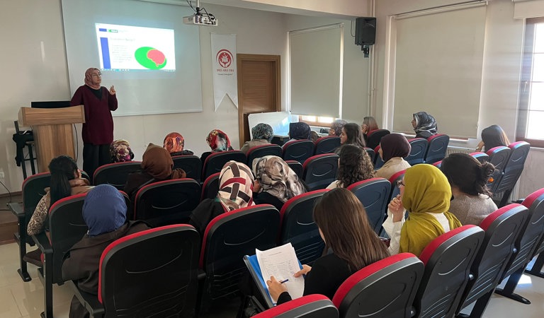 BAĞIMLILIKLA MÜCADELEDE FARKINDALIK EĞİTİMİ