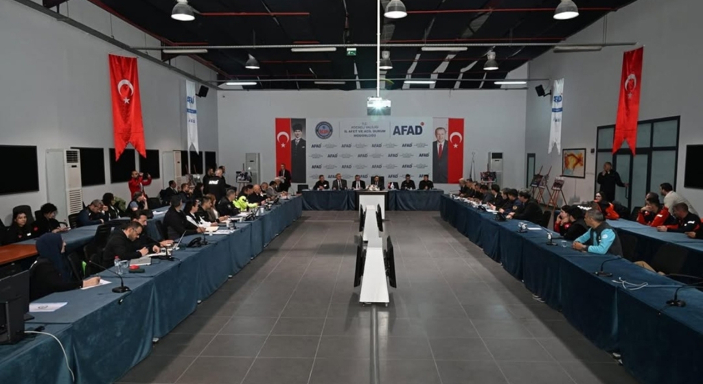 Kocaeli’de Selden Etkilenen Vatandaşlarımızın Yanındayız