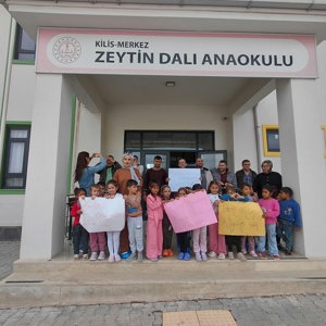 İyilik Var Etkinliği ve Doğum Günü Kutlaması Gerçekleştirildi - fotoğraf 4