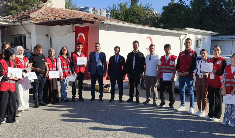 Kızılay Personeli ve Gönüllülerine Psikolojik İlk Yardım Eğitimi Verildi