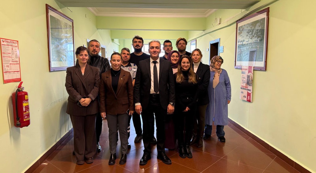 Sakarya Aile ve Sosyal Hizmetler İl Müdürümüz Sayın Cemal KESKİN, İl Müdürlüğümüze bağlı Karasu Sosyal Hizmet Merkezi Müdürlüğünü ziyaret etti.