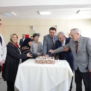 Dünya Yaşlılar Günü Huzurevinde Kutlandı - fotoğraf 4