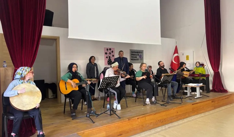 Safranbolu Engelsiz Yaşam Merkezi'nde Müzik Dolu ve Neşeli Gün
