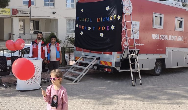 Mobil Sosyal Hizmet Aracımızla Gercüş’te Saha Çalışmalarımızı Sürdürüyoruz