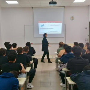 Üniversite Öğrencilerine Kadına Yönelik Şiddetle Mücadele Farkındalık Eğitimleri Gerçekleştirildi - fotoğraf 2