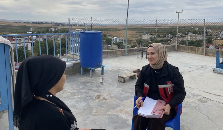 Sosyal ve Ekonomik Destek Hizmetinde Ailelerin Talepleri Değerlendiriliyor.