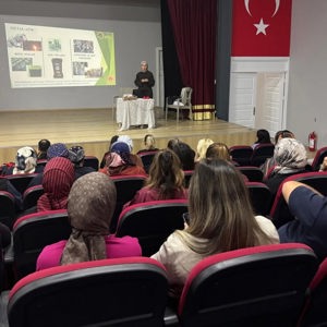 Engelli Bakım Merkezi Personellerine “Atık İlaçların Yönetimi ve Sıfır Atık” Eğitimi - fotoğraf 2