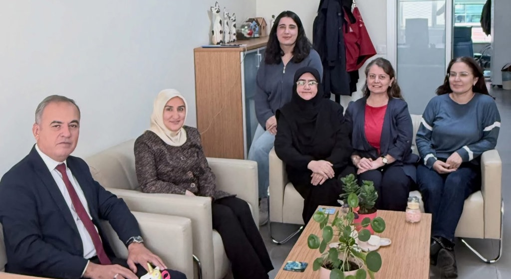 İl Müdürümüz Mustafa ÇAKIR Müdürlüğümüze bağlı Şiddet Önleme ve İzleme Merkezi Müdürlüğümüzü ziyaret etti.