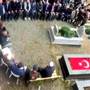 Araklı İlçesi Halilli Mahallesinde Düzenlenen Anma Programına Katılım Sağlandı. - fotoğraf 2