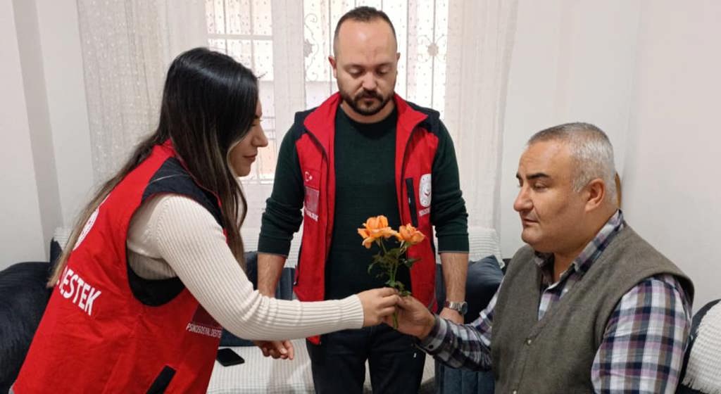 15 Ekim Dünya Beyaz Baston Görme Engelliler Günü Kapsamında Hane Ziyaretleri Gerçekleştirdik