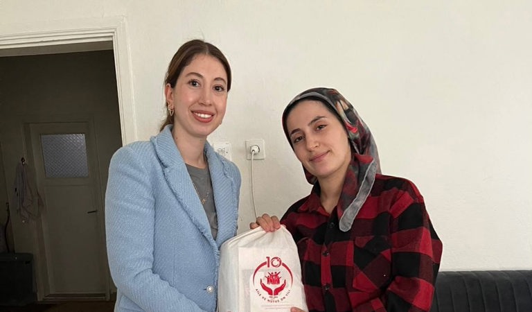  Hayat Bağı Projesi Kapsamında Bodur Ailesine Ziyaret